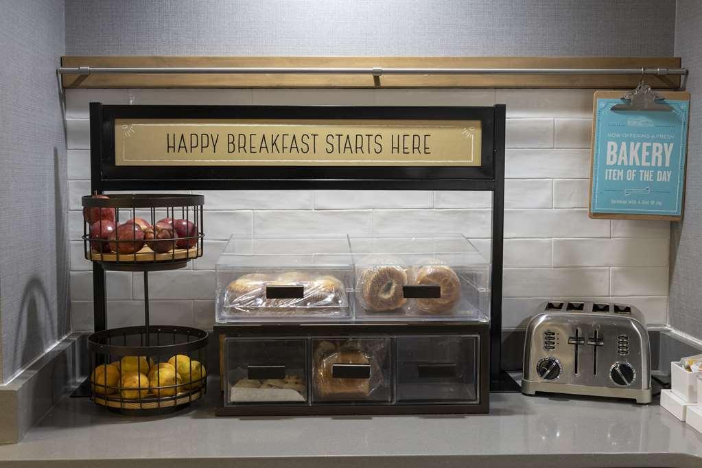 Hampton Inn Kent/Akron Area Restaurante foto