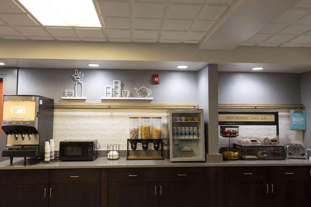 Hampton Inn Kent/Akron Area Restaurante foto